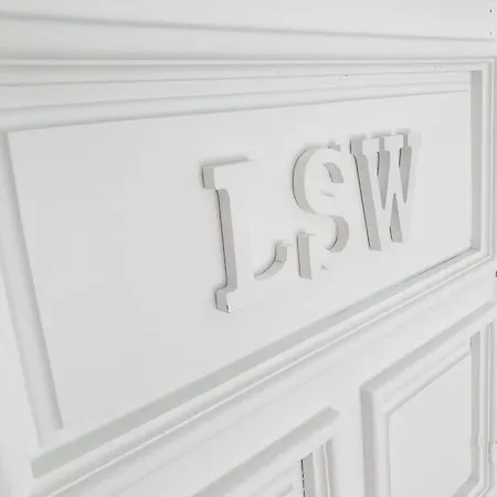Lswhite Tinajo